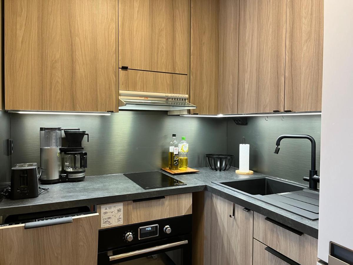 Townhouse With Sauna&Free Parking Close To Santa Claus Village & Santa Park روفانييمي المظهر الخارجي الصورة