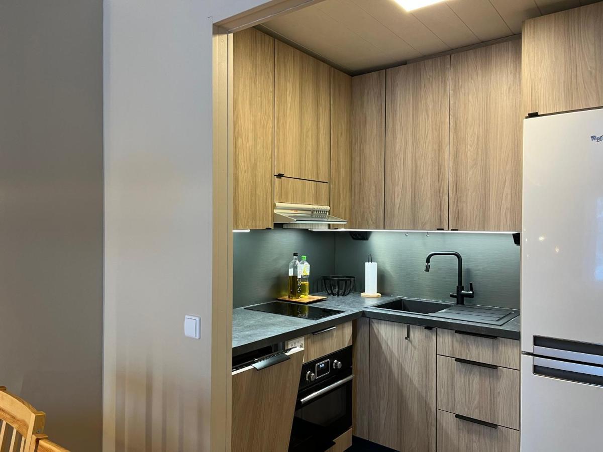 Townhouse With Sauna&Free Parking Close To Santa Claus Village & Santa Park روفانييمي المظهر الخارجي الصورة